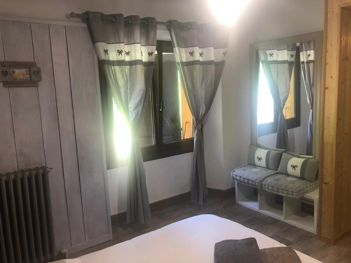 Bar Hotel Restaurant Le Margeriaz Les Deserts  Ngoại thất bức ảnh